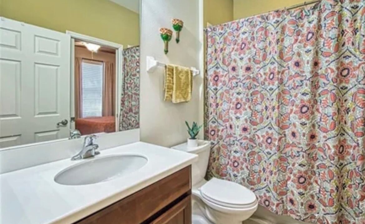 Photo of Bathroom in Biggar