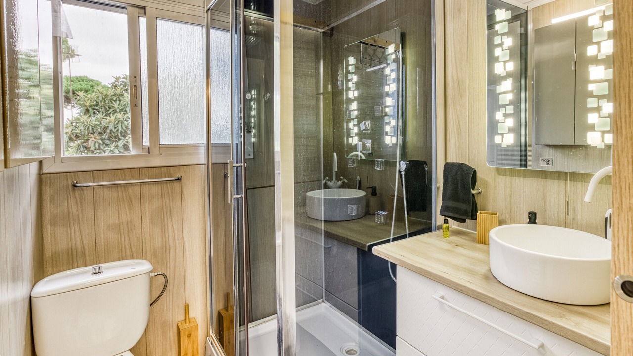 Photo of Bathroom in Mont Barbat