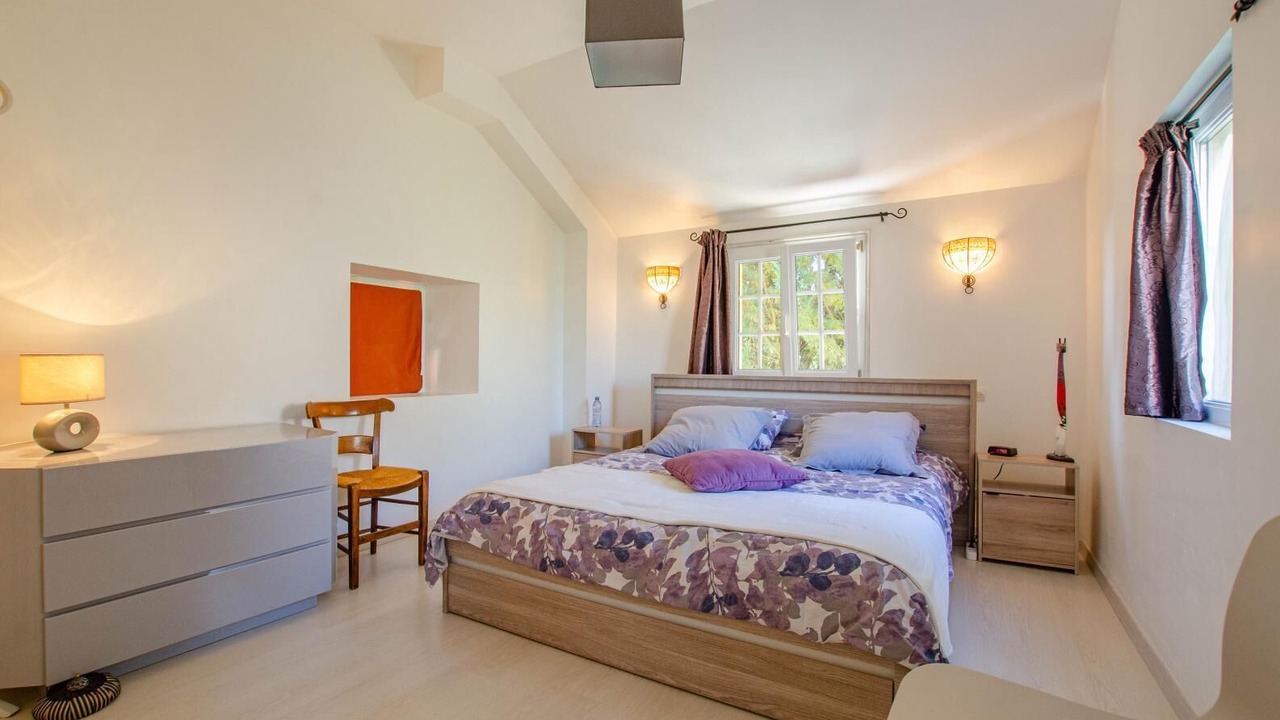 Photo of Bedroom in Chaource