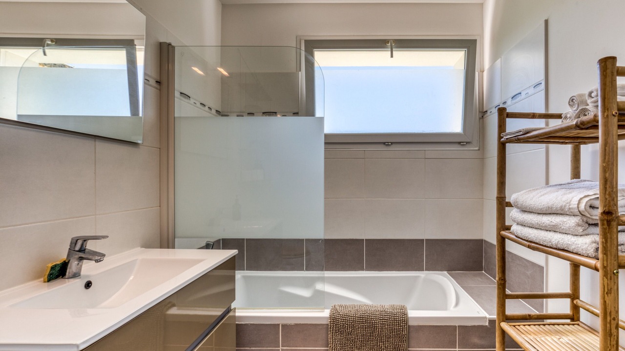 Photo of Bathroom in Mauguio