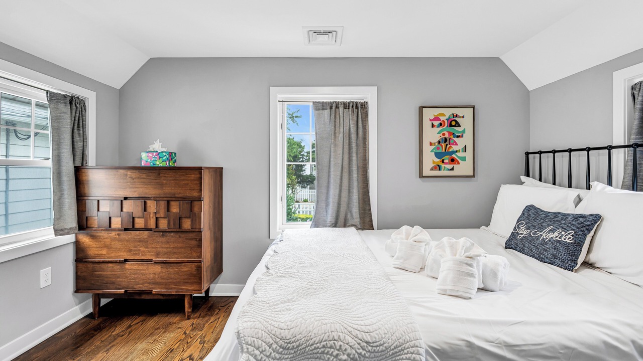 Photo of Bedroom in Ortley Beach