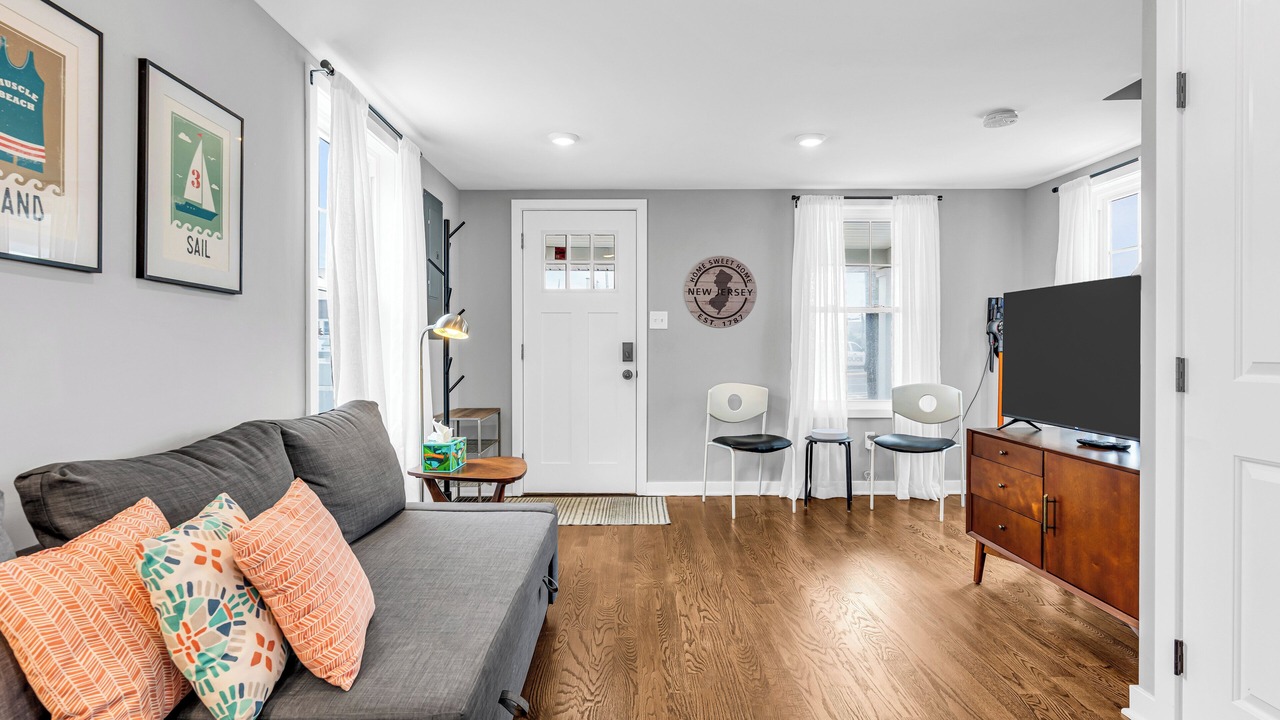Photo of Livingroom in Ortley Beach