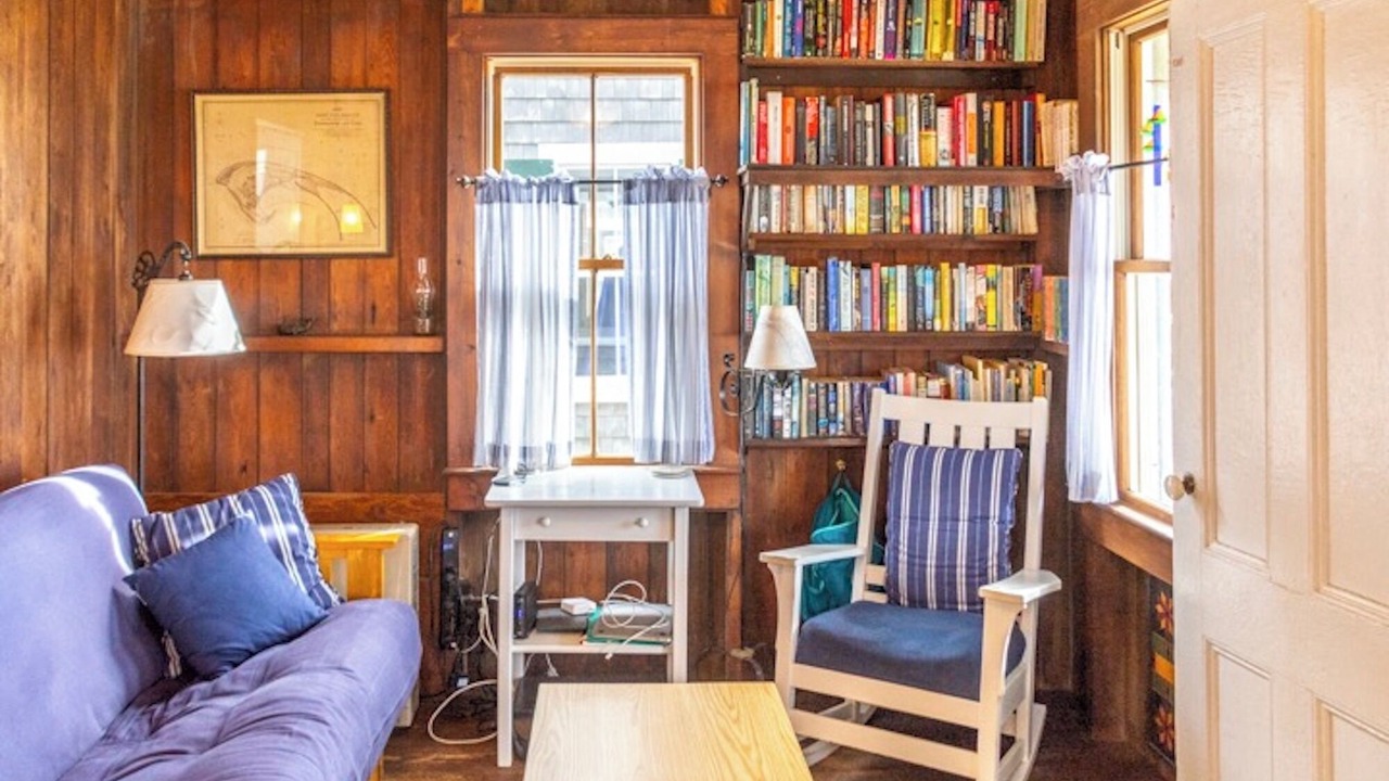 Photo of Livingroom in Truro