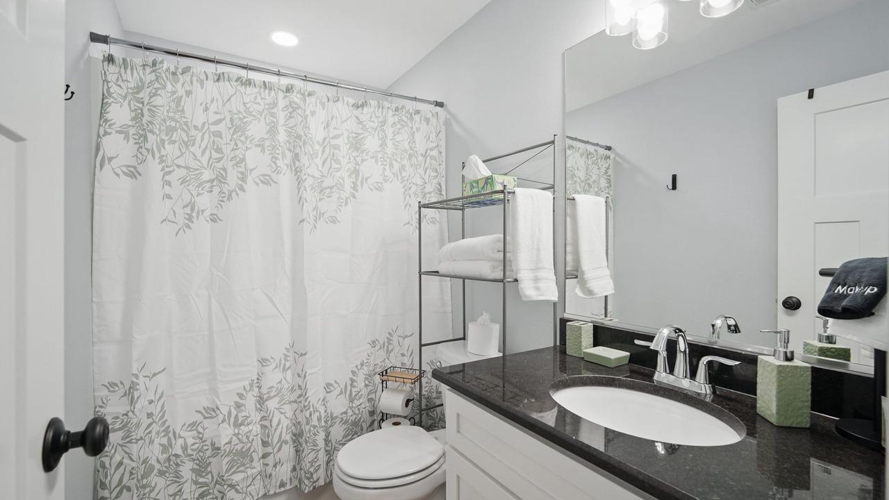 Photo of Bathroom in Winterset
