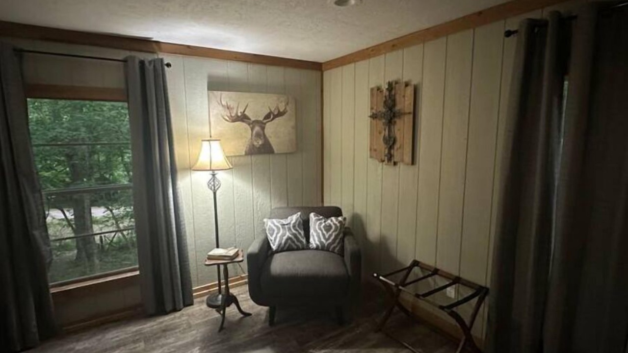 Photo of Livingroom in Zavalla