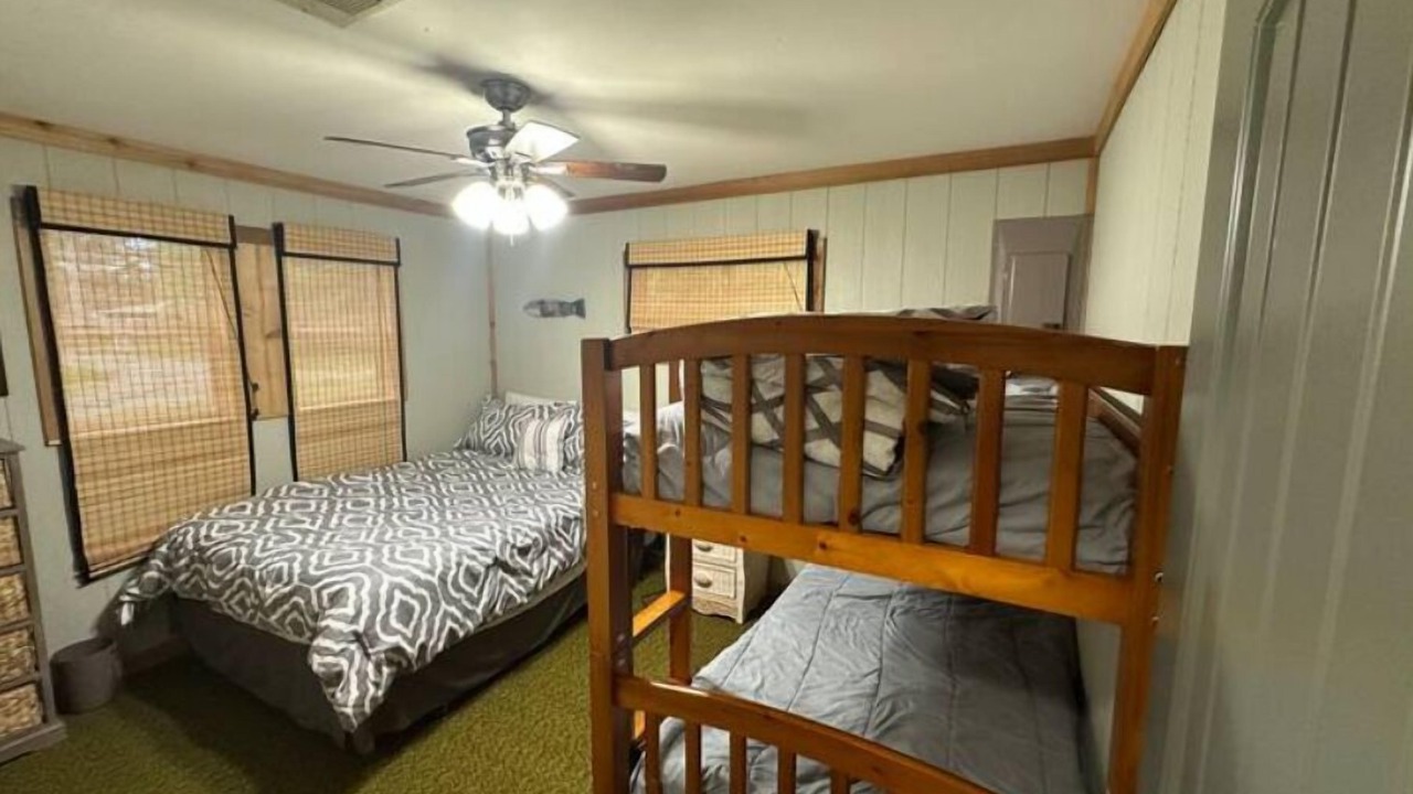 Photo of Bedroom in Zavalla