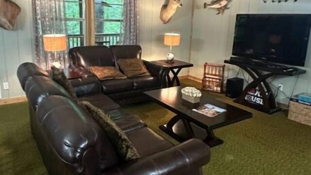 Photo of Livingroom in Zavalla