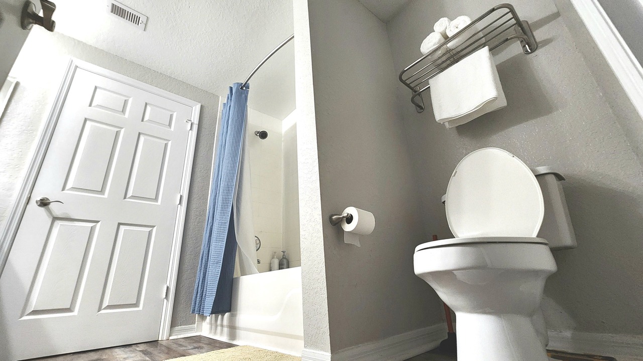 Photo of Bathroom in County Line Coalition