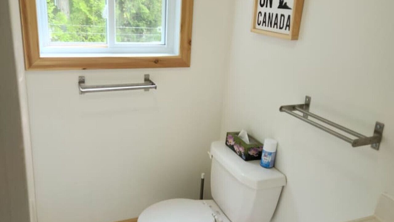 Photo of Bathroom in Tobermory
