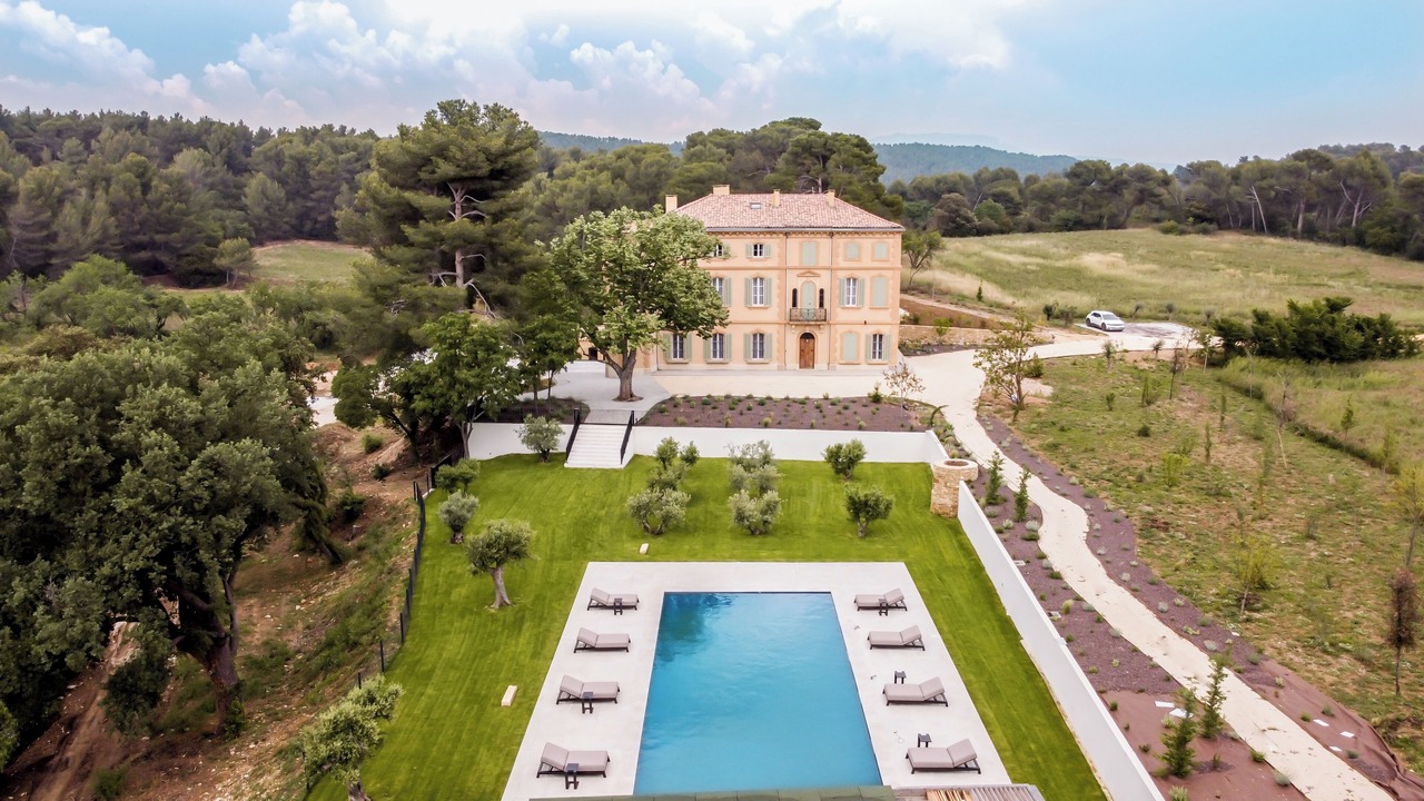Photo of Outdoor in Bouc-Bel-Air