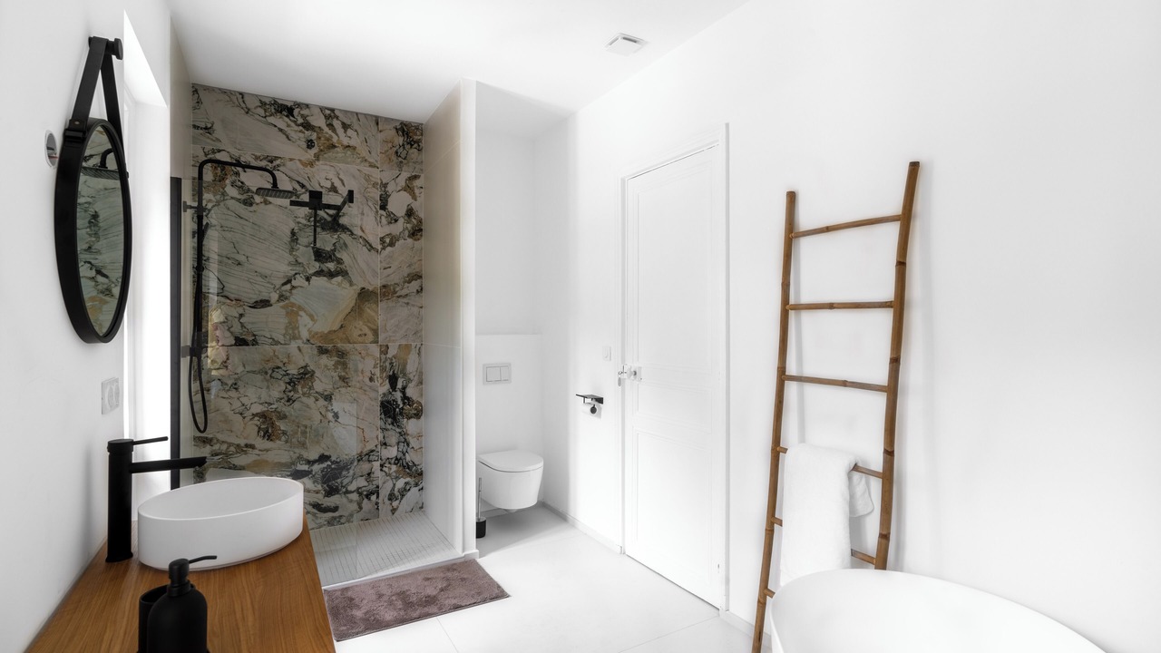 Photo of Bathroom in Bouc-Bel-Air