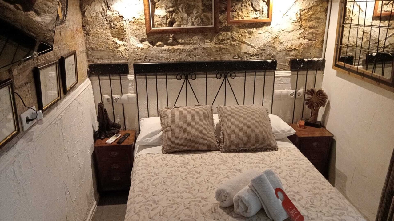 Photo of Bedroom in Les Roquetes