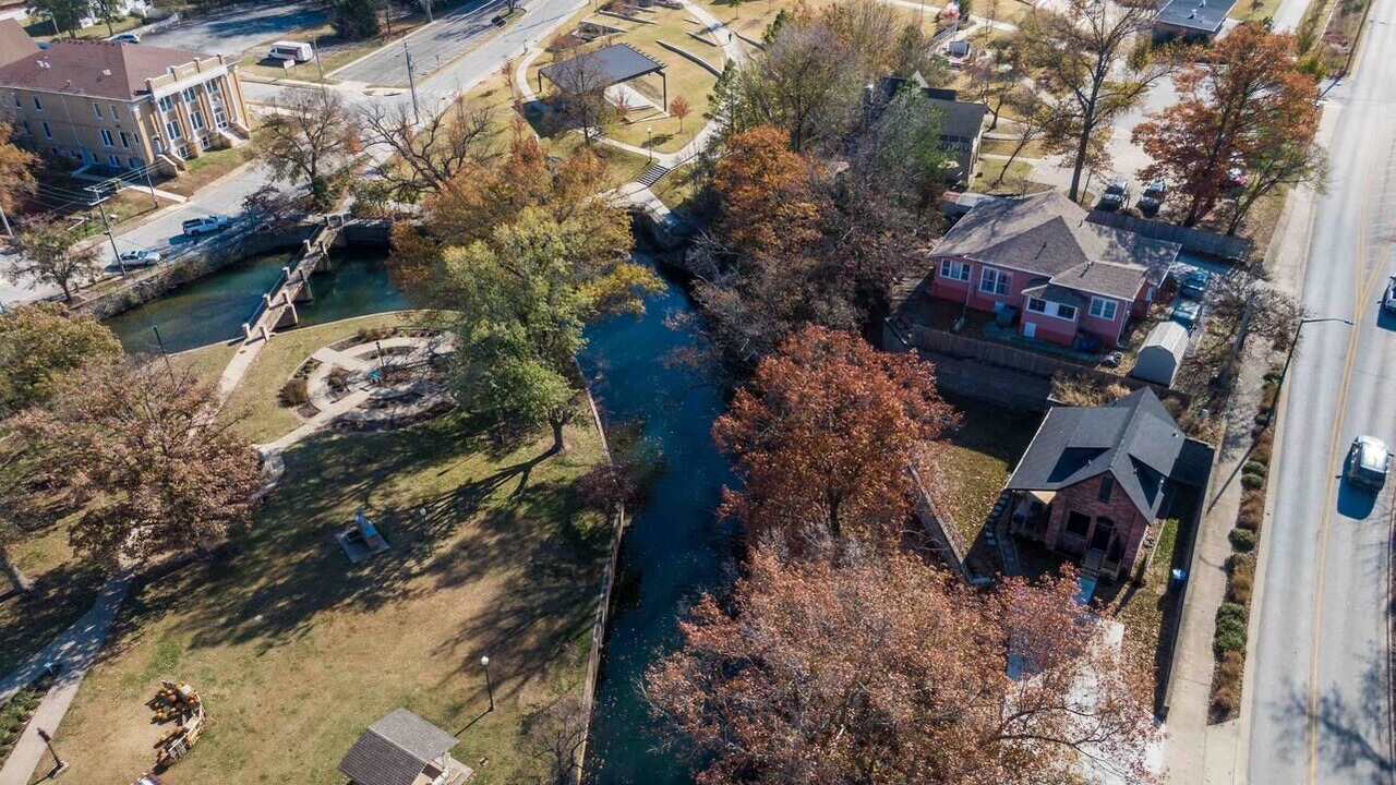 Photo of Others in Siloam Springs