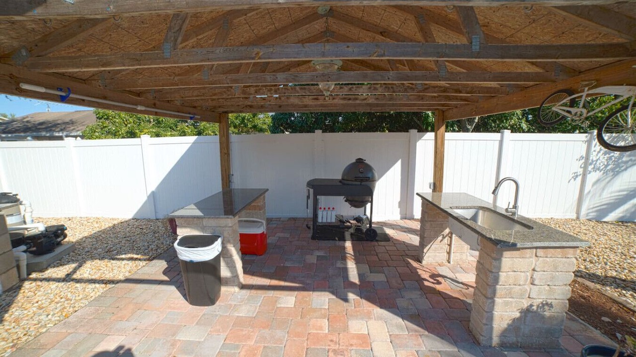 Photo of Patio Balcony in Oak Ridge