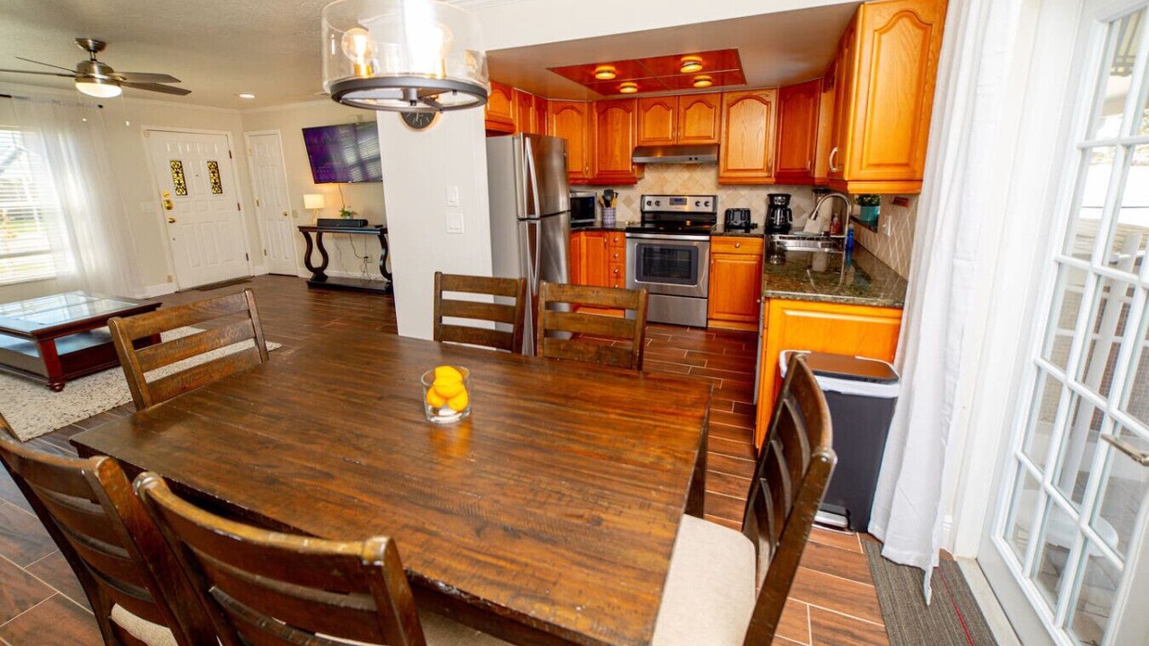 Photo of Kitchen in Oak Ridge
