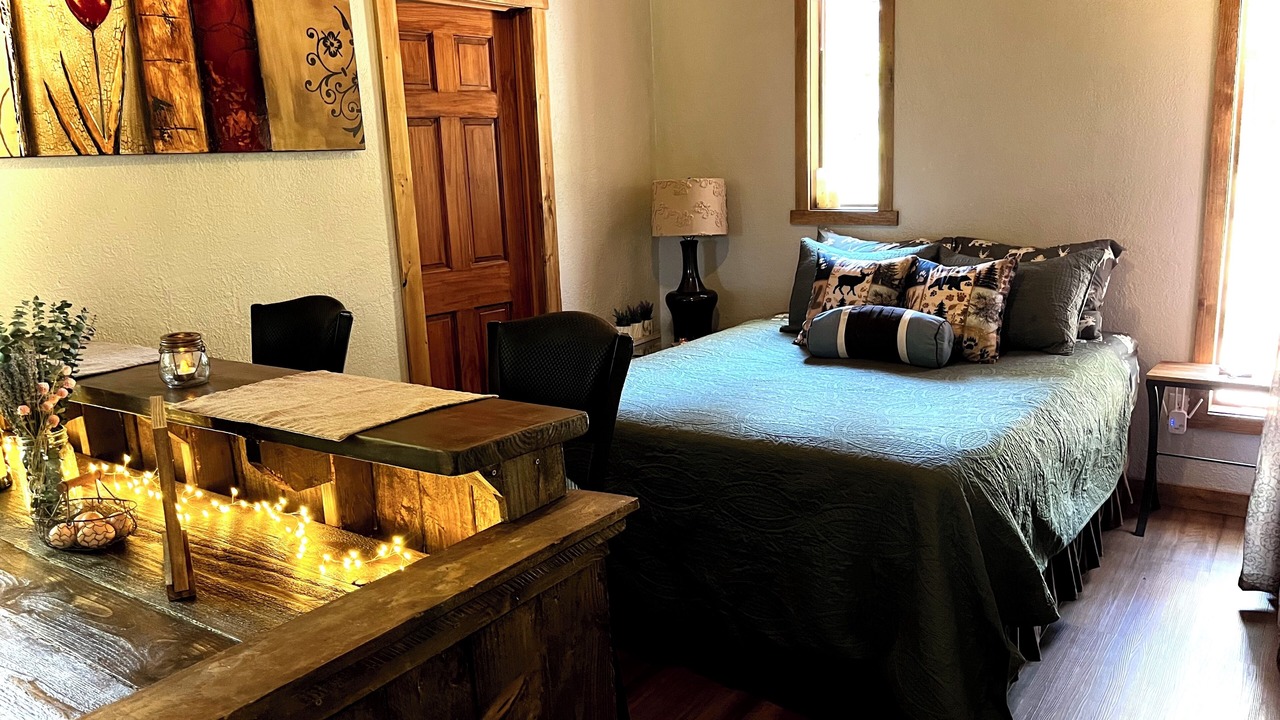 Photo of Bedroom in Grants Pass