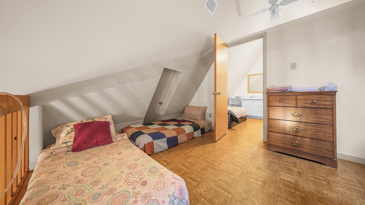 Photo of Bedroom in Lotbiniere Regional County Municipality
