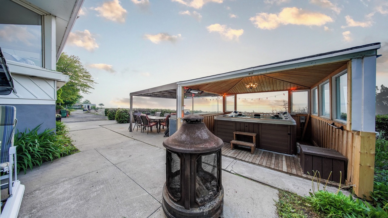 Photo of Patio Balcony in Lotbiniere Regional County Municipality