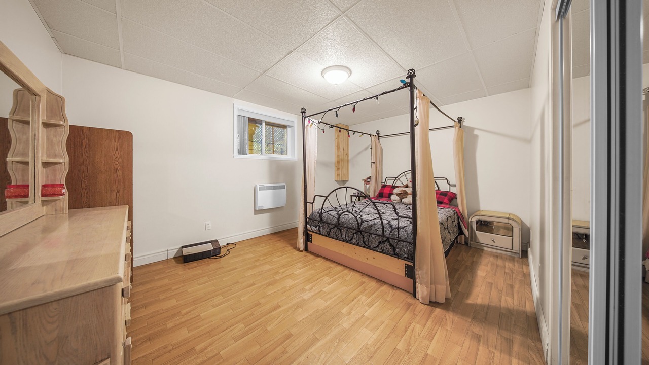 Photo of Bedroom in Lotbiniere Regional County Municipality