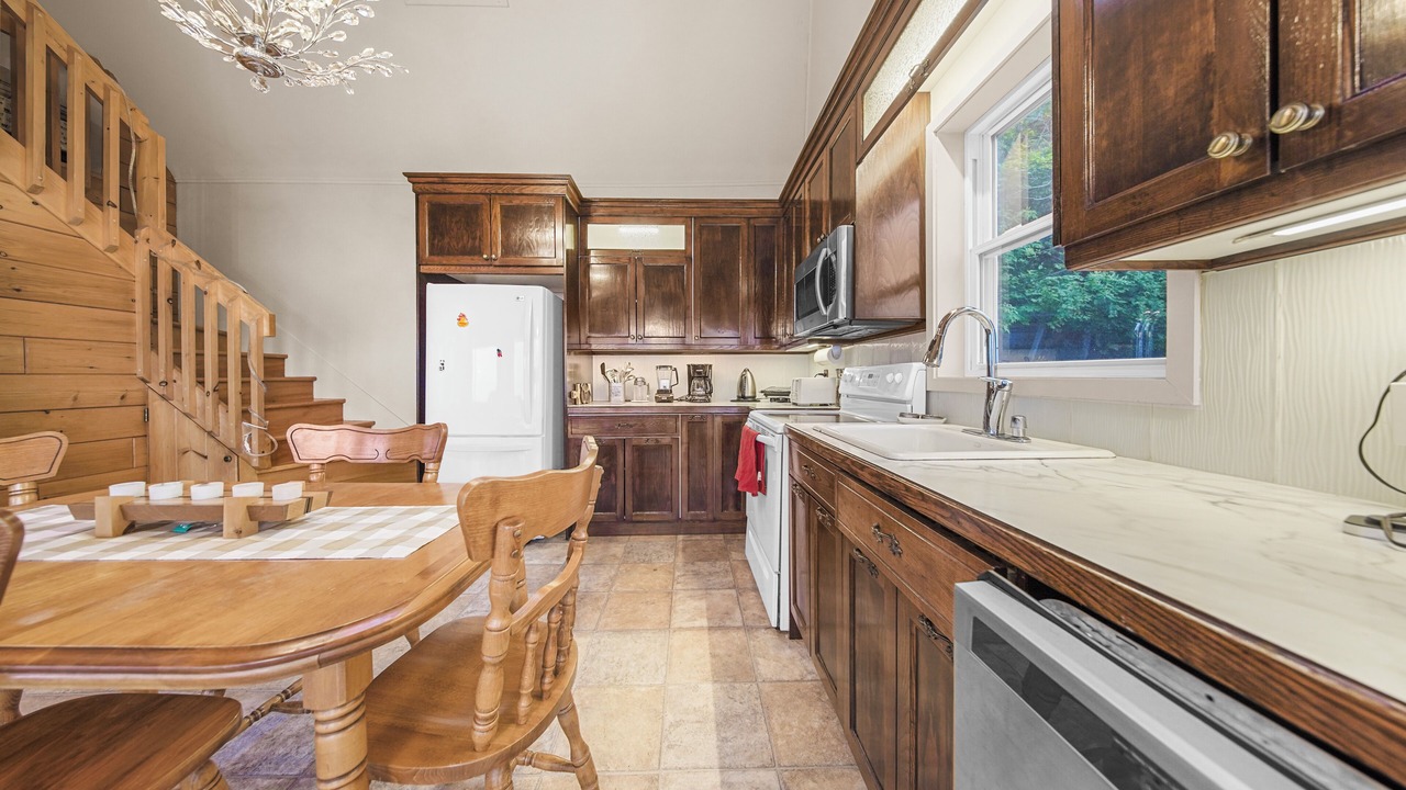 Photo of Kitchen in Lotbiniere Regional County Municipality