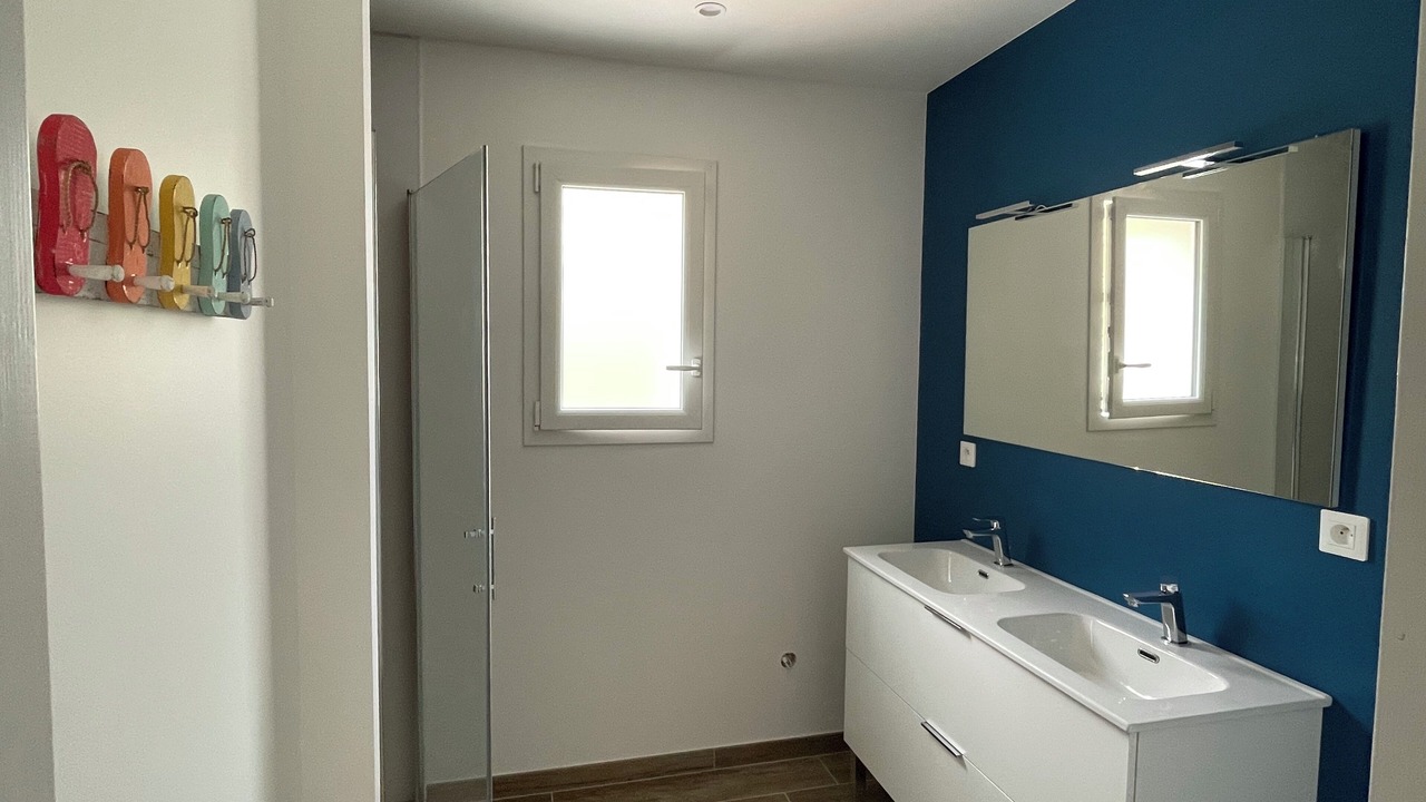 Photo of Bathroom in Saint-Jean-de-Monts
