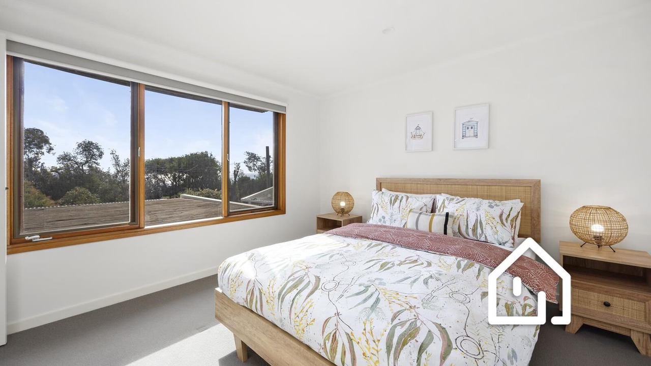 Photo of Others in McCrae