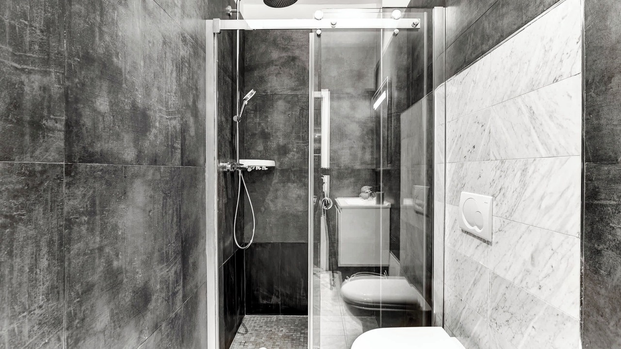 Photo of Bathroom in 6th Arrondissement