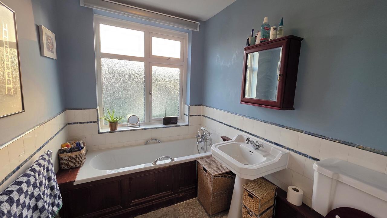 Photo of Bathroom in Hatch Lane