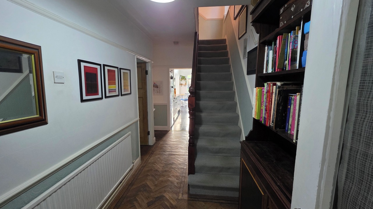 Photo of Others in Hatch Lane