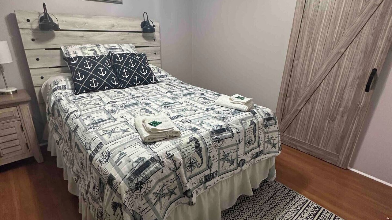 Photo of Bedroom in Apollo Beach