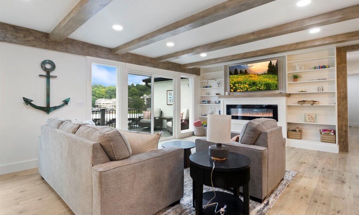 Photo of Livingroom in Osage Beach