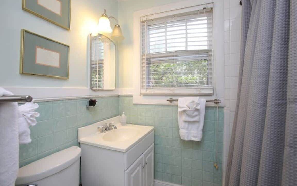 Photo of Bathroom in Forest Acres