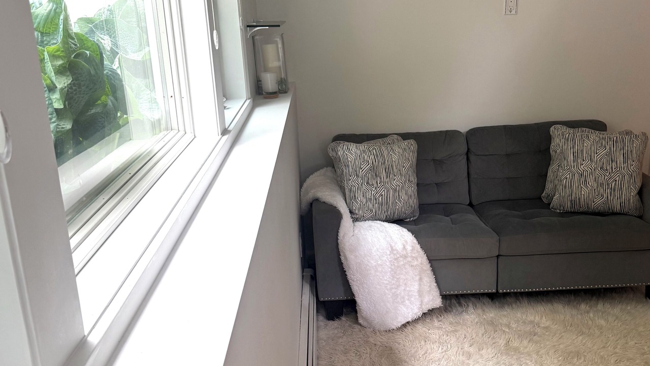 Photo of Livingroom in Hampton Bays