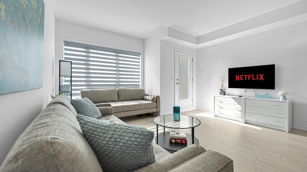 Photo of Livingroom in Burlington