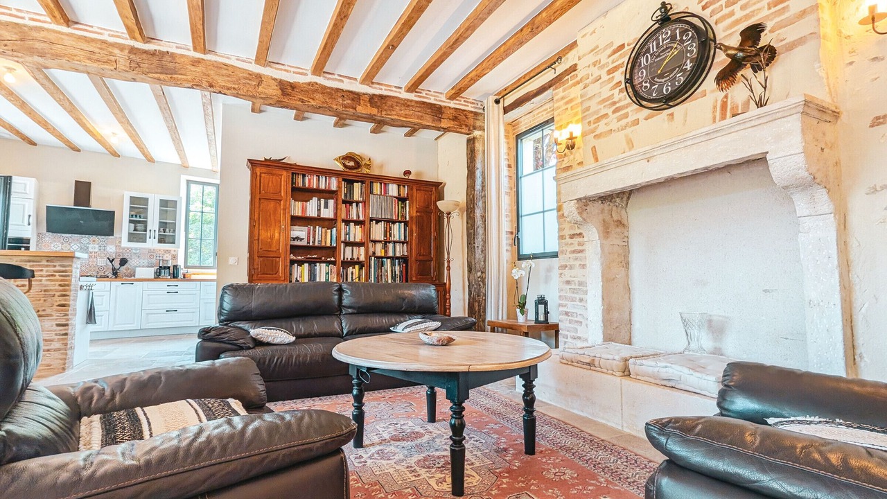 Photo of Livingroom in Pouligny-Saint-Pierre