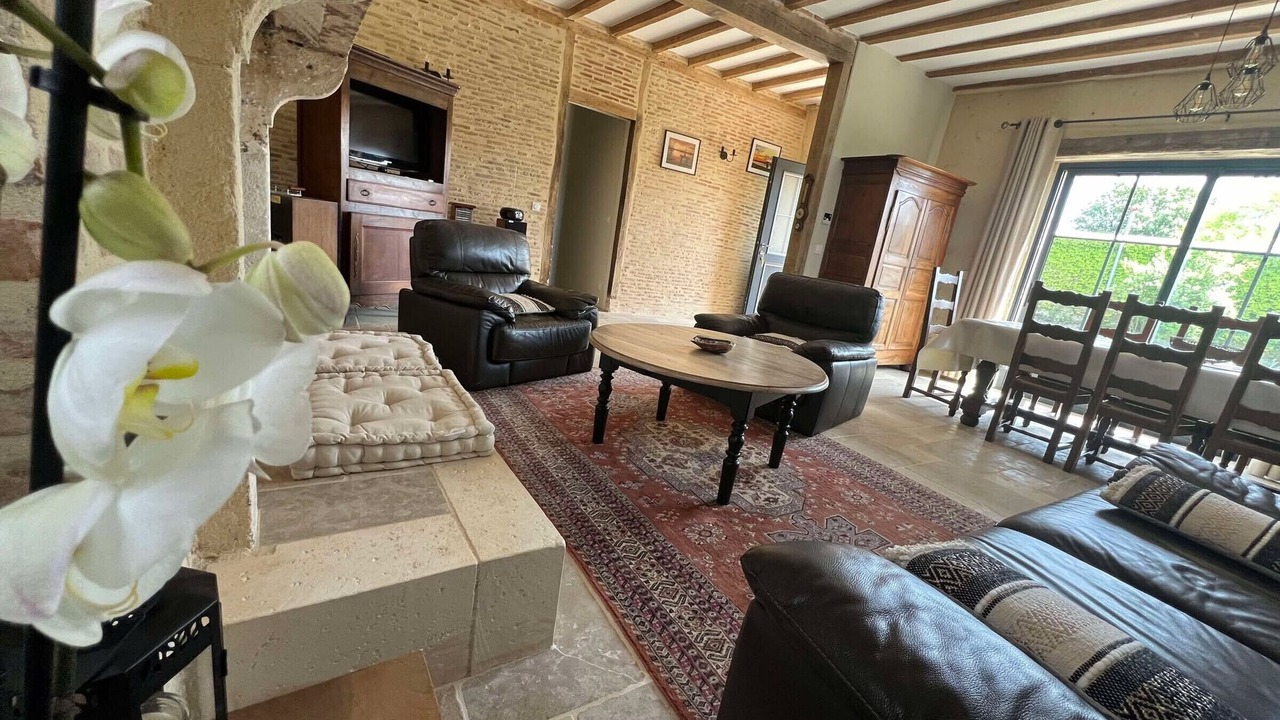Photo of Livingroom in Pouligny-Saint-Pierre