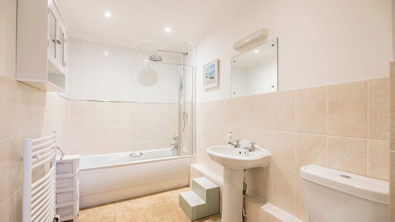 Photo of Bathroom in Bawdsey