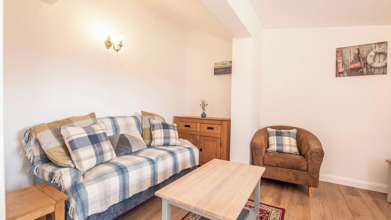 Photo of Livingroom in Cookley