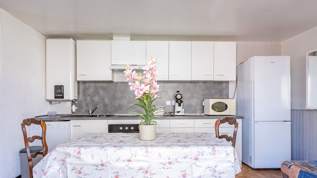 Photo of Kitchen in Marseillan Plage