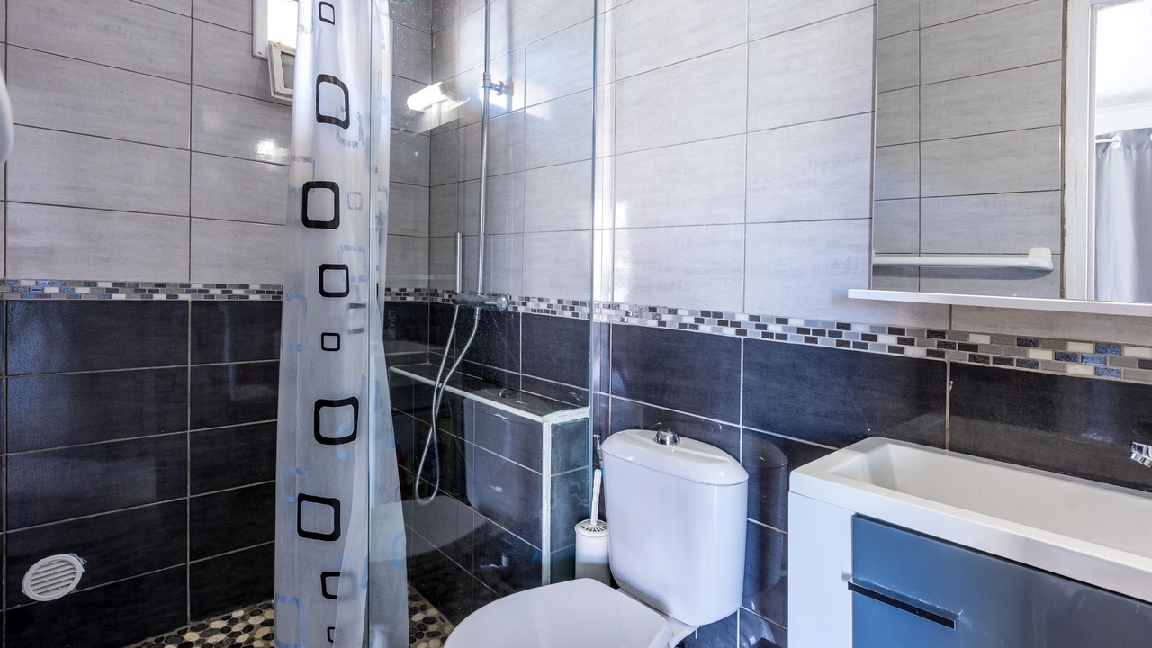 Photo of Bathroom in Marseillan Plage