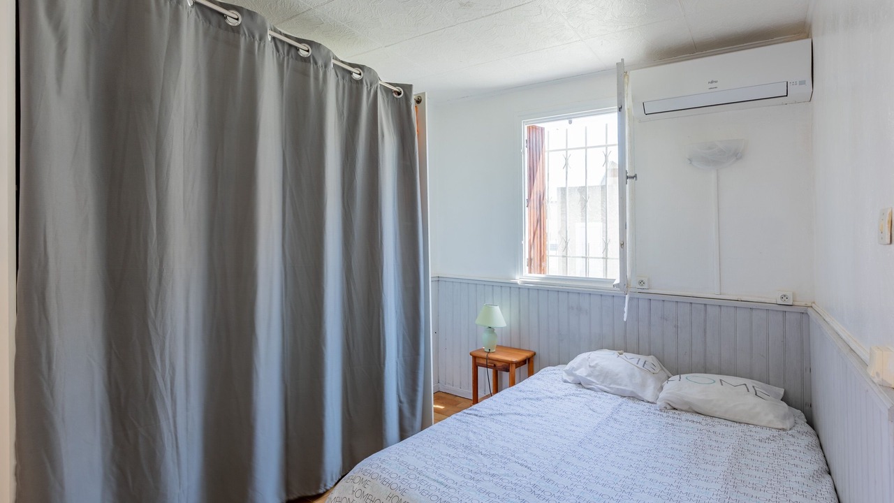 Photo of Bedroom in Marseillan Plage