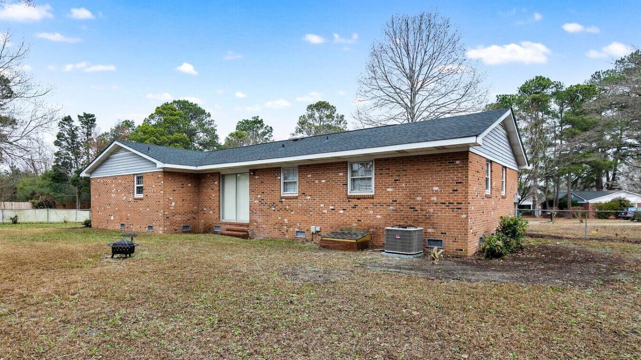 Photo of Outdoor in Fayetteville
