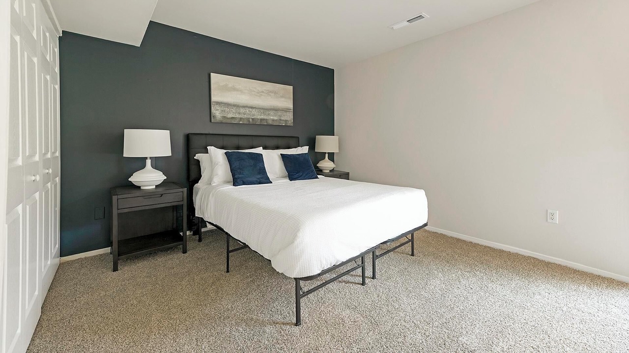 Photo of Bedroom in Greenbelt