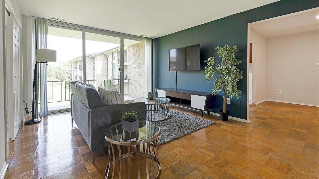 Photo of Livingroom in Greenbelt