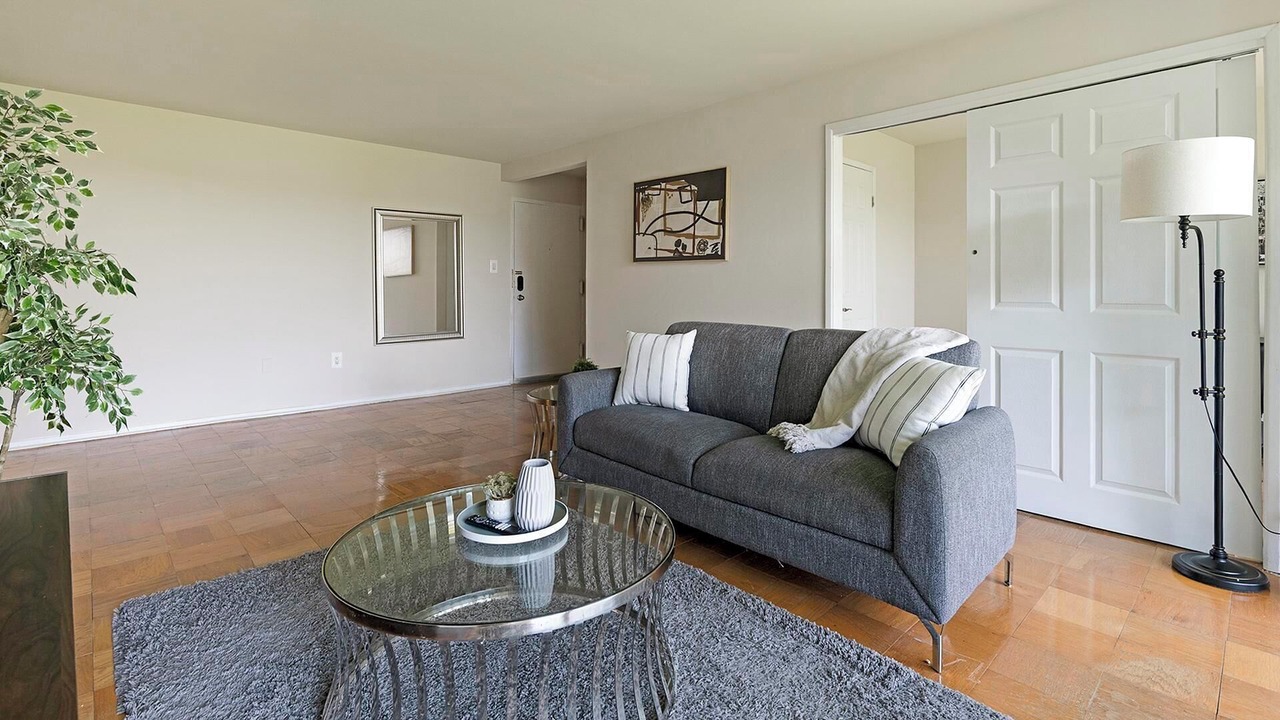 Photo of Livingroom in Greenbelt
