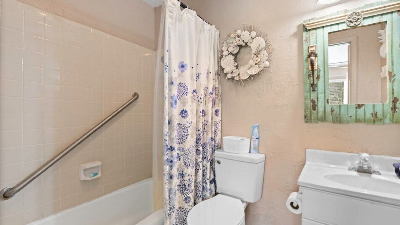 Photo of Bathroom in Sailhouse