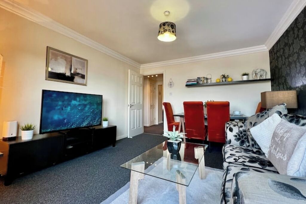 Photo of Livingroom in Cowlairs