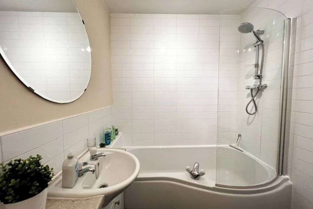 Photo of Bathroom in Cowlairs