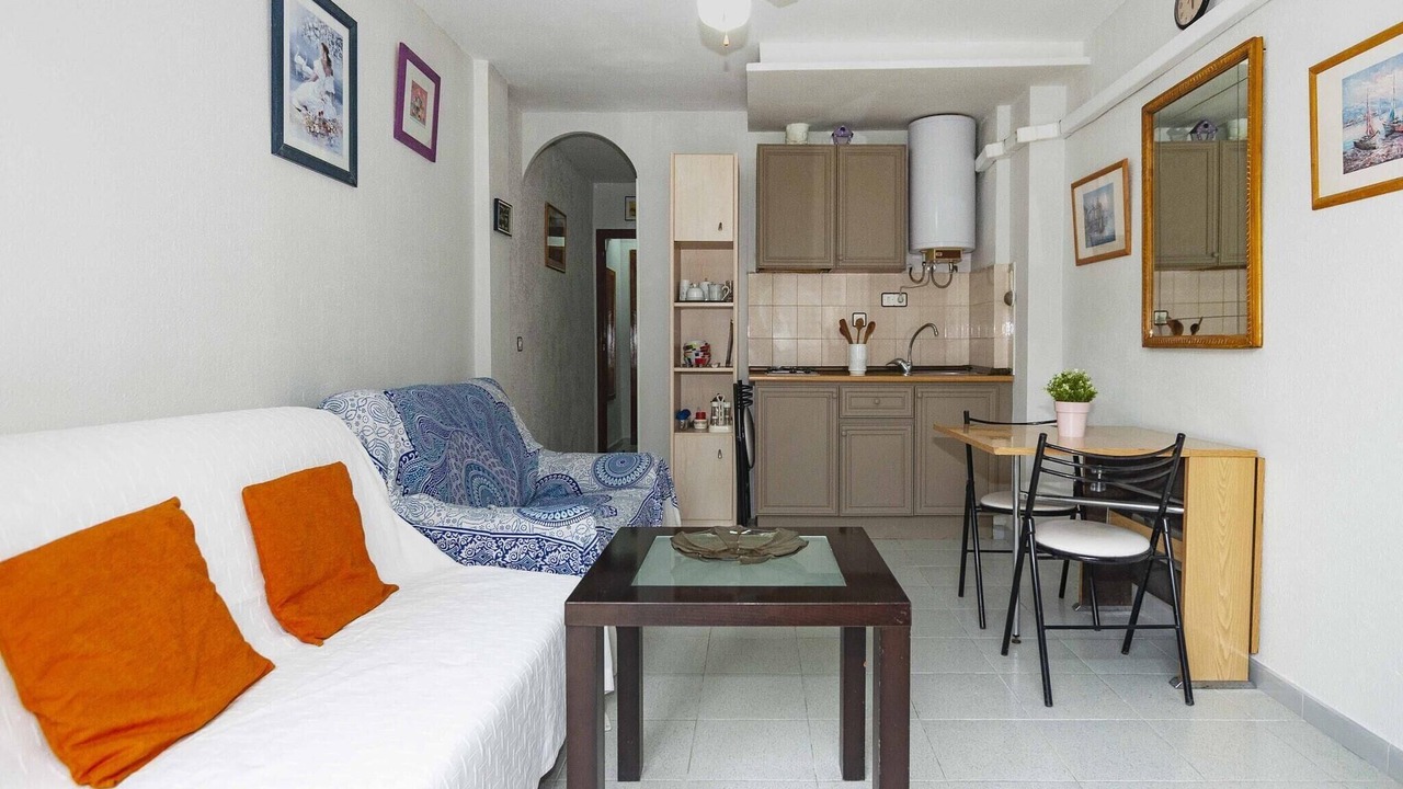 Photo of Livingroom in Roses Town Center