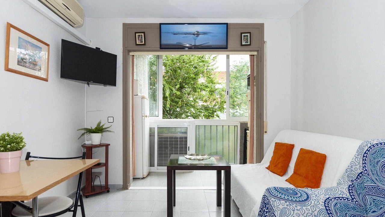 Photo of Livingroom in Roses Town Center